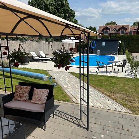 Vila Boska Palic Bagian luar foto